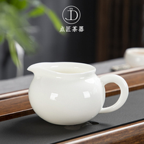 德化羊脂玉白瓷公道杯陶瓷大号茶海分茶器功夫茶具配件匀杯分茶器