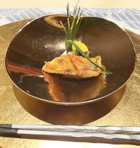 日本怀石会席板前料理创意陶瓷餐具折边刺身寿司拼盘前小菜碟珍味
