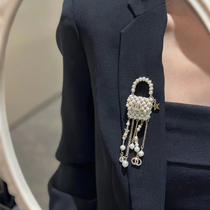 奥米迪奥珍珠包包流苏链条胸针女重工编织欧美小众设计高级感新款