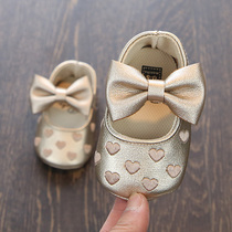 春秋女童单鞋宝宝鞋子不掉跟男1-3岁婴儿学步鞋软底防滑公主6个月