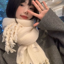 白色围巾女冬季韩版高级感针织毛线麻花流苏保暖软糯围脖加厚学生