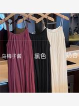 夏季2024新款高级感吊带连衣裙气质韩版简约垂感百搭显瘦褶皱长裙
