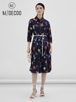 MEDECOO/墨蒂珂2022春季新款修身衬衫式裙子七分袖印花女式连衣裙