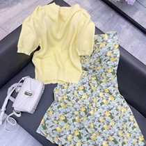 品牌折扣针织黄色短袖上衣+碎花半裙两件套1722-32