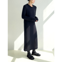 （2色）Plain Sight 墨黑、花米驼羊毛羊绒卷边宽松针织连衣裙