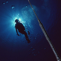 防杆手电筒潜水杆面镜水下一体杆潜水镜气瓶呼吸器棒潜水装备全套
