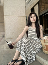 韩版条纹吊带连衣裙女装夏季2024新款无袖裙子a字气质高级感长裙
