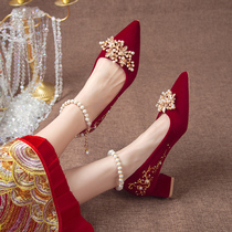 粗跟婚鞋女秀禾主婚纱两穿新款中式红色中跟不累脚孕妇可穿新娘鞋