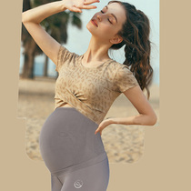 2023春夏新款孕妇瑜伽服套装带胸垫短款露脐上衣健身服运动打底裤