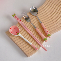 不锈钢勺叉套装卡通学生餐具套装可爱草莓勺子家用水果叉陶瓷筷子