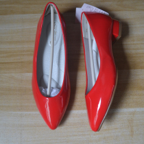 日本外贸原单浅口尖头小码低跟红色婚鞋黑色工作鞋舒适软底单鞋女