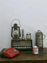 80后怀旧老物件收音机煤油灯暖瓶电话机复古马提灯民宿装饰摆件