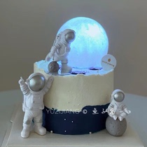 儿童生日蛋糕装饰太空宇航员摆件网红发光月球灯月亮灯装扮插件