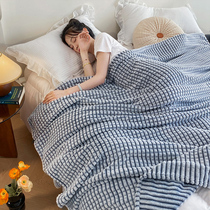 加厚毛毯空调毯午睡办公室披肩小毯子沙发盖毯薄床上用珊瑚绒单人