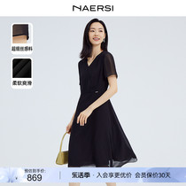 【经典爆款】NAERSI/娜尔思极简v领收腰雪纺连衣裙夏季短袖小黑裙