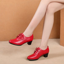 红色真皮女鞋新款春秋女款系带鞋子中跟粗跟软底时尚百搭圆头单鞋
