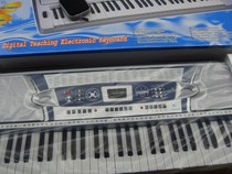 新实体乐器店永美638电子琴61键永美琴儿童初学考级幼师演奏精品